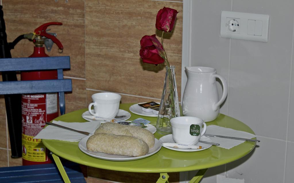 Joy Bed & Breakfast 2*