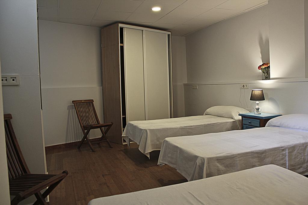Bed & Breakfast Joy 2*