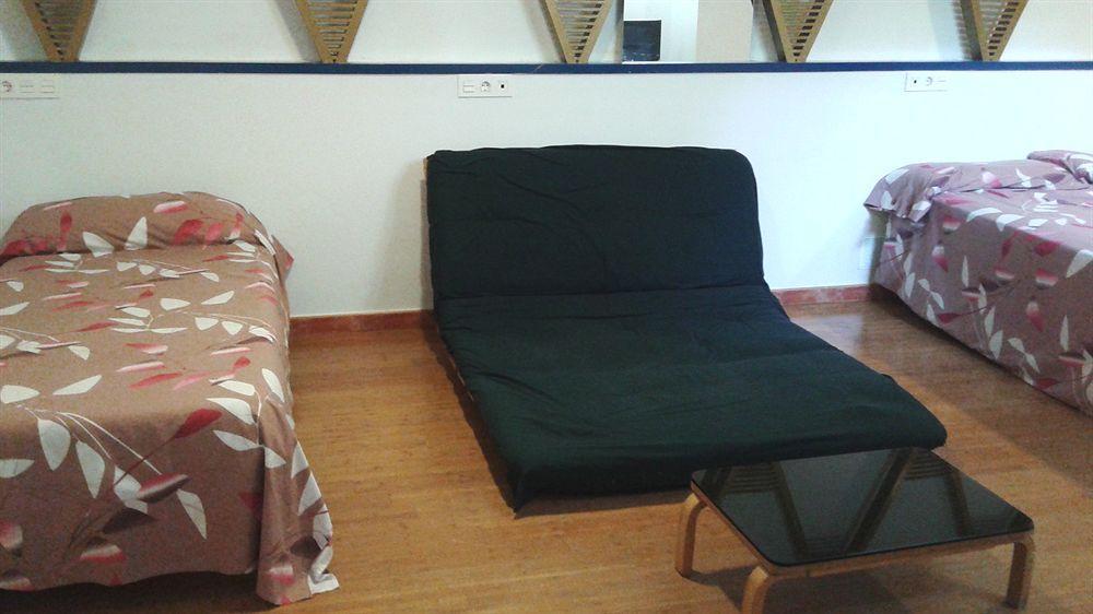 Bed & Breakfast Joy 2*